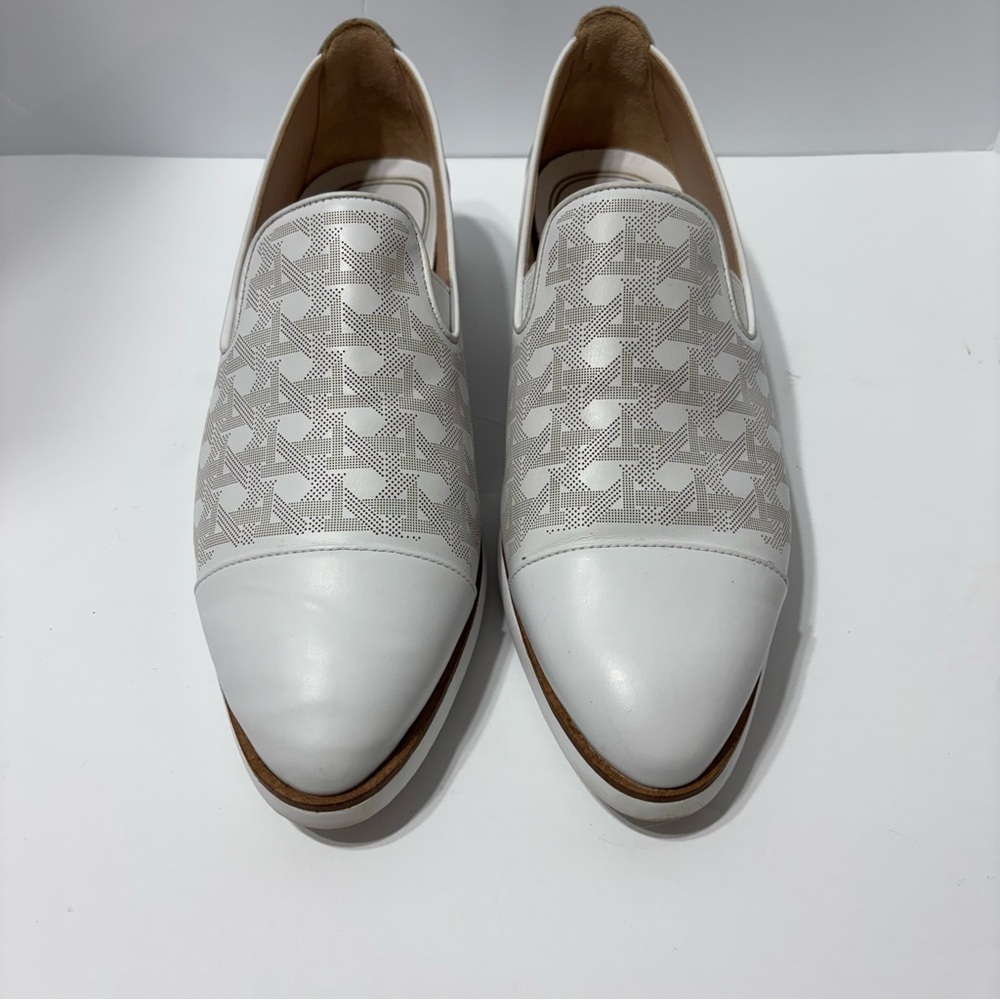 Cole Haan Grand Ambition Size 8.5 White Slip On‎ Shoes - Picture 2 of 7